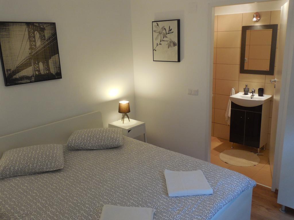 Hotel Vila Bel Ami Şelimbăr Habitación foto